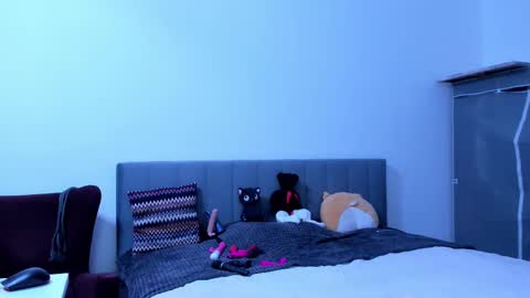 Katherine online show from November 27, 3:37 pm