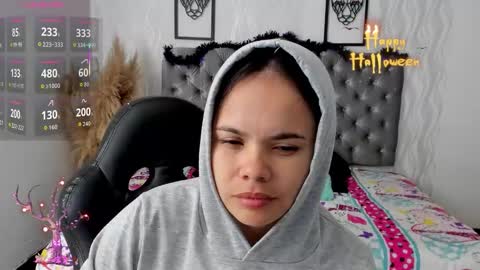 kathh_latorre online show from October 14, 1:35 pm