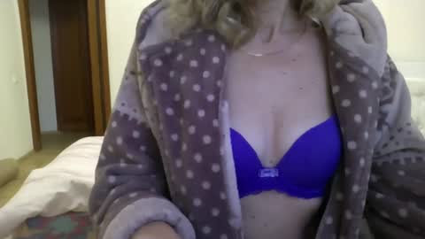katia888 online show from February 7, 1:43 pm