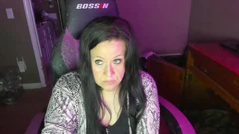 Katie online show from January 3, 2:54 am