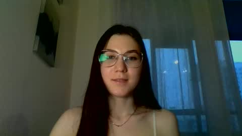 Snapshot of katie_foxi chatting on March 5, 3:07 pm katie_foxi online show from March 5, 3:07 pm