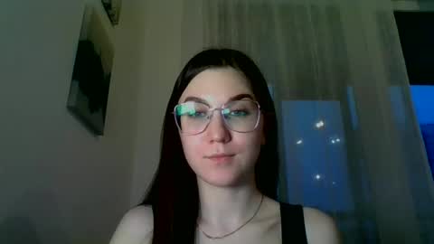 Snapshot of katie_foxi chatting on March 12, 4:02 pm katie_foxi online show from March 12, 4:02 pm