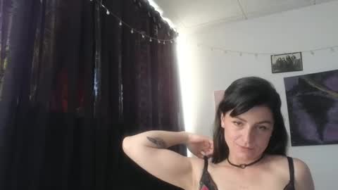 Snapshot of katlopez19 chatting on January 9, 9:05 pm katalina online show from January 9, 9:05 pm