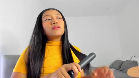 Snapshot of katnees_correa chatting on March 11, 7:46 am Follow me on instagram and twitter as correaktnees online show from March 11, 7:46 am