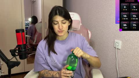 Snapshot of katrin_kristal chatting on January 25, 9:35 pm naked in pvt show 100 tk online show from January 25, 9:35 pm