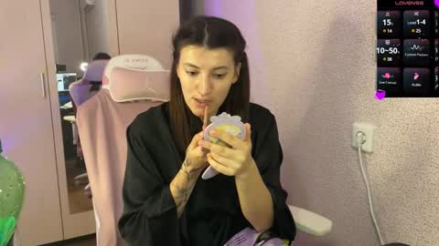 Snapshot of katrin_kristal chatting on February 11, 6:44 pm naked in pvt show 100 tk online show from February 11, 6:44 pm