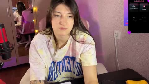 Snapshot of katrin_kristal chatting on January 14, 3:15 pm naked in pvt show 100 tk online show from January 14, 3:15 pm