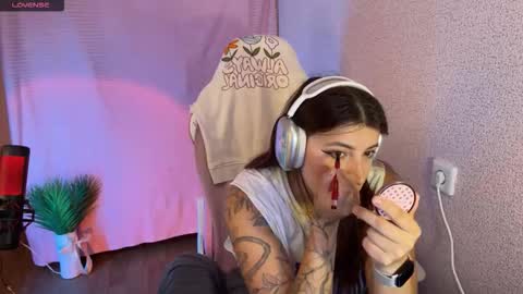 Snapshot of katrin_kristal chatting on September 30, 11:27 am naked in pvt show 100 tk online show from September 30, 11:27 am