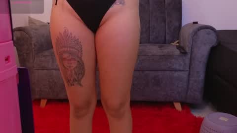 Snapshot of katt_bdsm chatting on December 30, 7:11 pm Katt online show from December 30, 7:11 pm