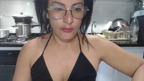 KattleyaGrey online show from December 3, 10:12 pm