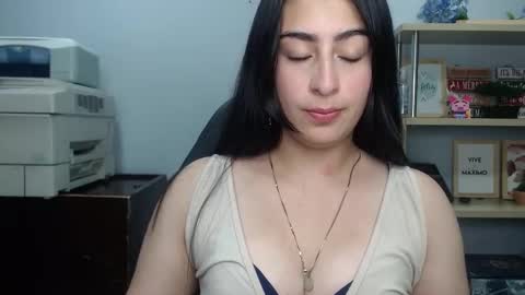 Snapshot of katty_love01 chatting on September 16, 6:38 pm katty_love01 online show from September 16, 6:38 pm