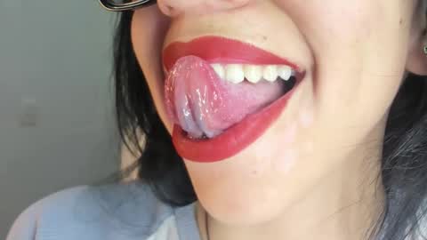 Katty online show from January 5, 6:55 pm