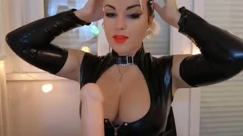 KatuhaX online show from November 1, 11:20 pm