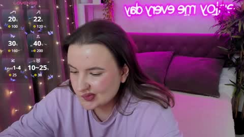 Kate online show from April 3, 4:43 am