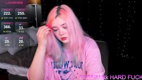 Yuki  online show from March 10, 8:39 am