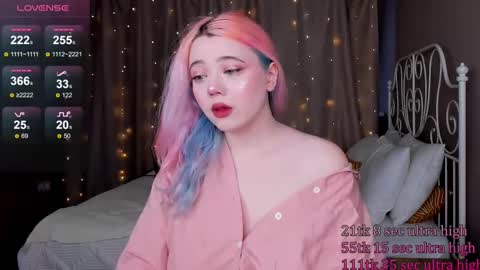 Yuki  online show from March 7, 5:40 am