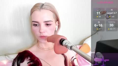 Snapshot of kaya_devis chatting on March 3, 4:32 am KAYA online show from March 3, 4:32 am