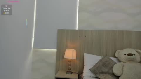   online show from September 22, 11:30 am