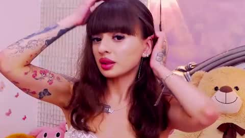 Kaya Belle online show from June 25, 5:12 am