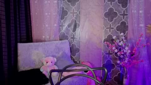 Kaylee online show from March 11, 8:22 pm