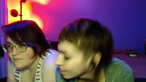 KayyNo online show from December 21, 1:10 am