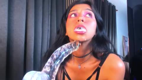 keila online show from October 23, 9:54 pm