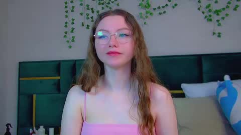 Keira online show from March 9, 6:06 am