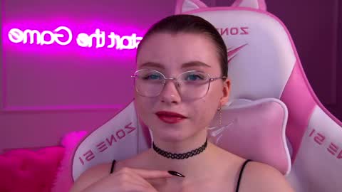 Keira online show from February 23, 6:22 am