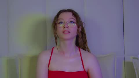 Keira online show from March 8, 4:16 pm