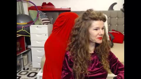 kelly online show from March 1, 9:15 pm