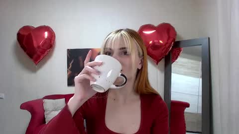 Snapshot of kellystoneys chatting on February 26, 6:03 pm Kelly Stoneys online show from February 26, 6:03 pm