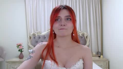 Snapshot of kellystoneys chatting on September 9, 5:35 pm Kelly Stoneys online show from September 9, 5:35 pm