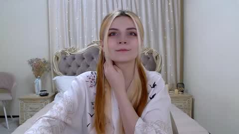 Snapshot of kellystoneys chatting on January 28, 5:35 pm Kelly Stoneys online show from January 28, 5:35 pm