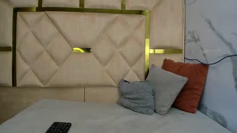Snapshot of kendall69__ chatting on September 9, 2:28 pm kendall69__ online show from September 9, 2:28 pm