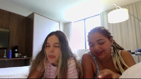 Snapshot of kendalltyler chatting on December 28, 2:53 pm kendall online show from December 28, 2:53 pm