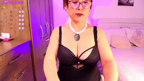 sweet kendra online show from December 14, 2:11 am