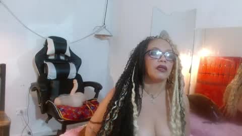 kendra_lust_69 online show from May 31, 7:59 pm