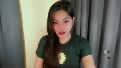 Snapshot of kendra_slut chatting on March 4, 6:50 pm K E N D R A online show from March 4, 6:50 pm
