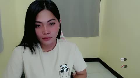 Snapshot of kendra_slut chatting on February 9, 1:01 am K E N D R A online show from February 9, 1:01 am