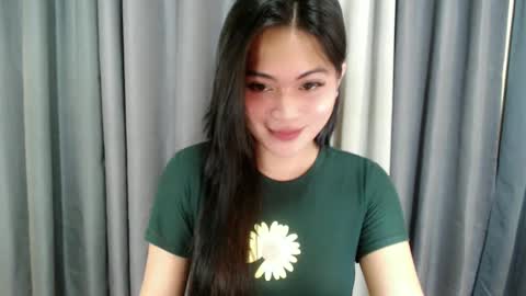 Snapshot of kendra_slut chatting on February 27, 11:10 am K E N D R A online show from February 27, 11:10 am
