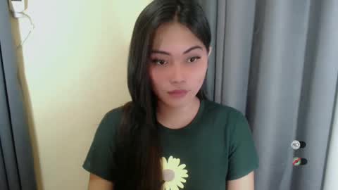 Snapshot of kendra_slut chatting on March 6, 9:20 pm K E N D R A online show from March 6, 9:20 pm