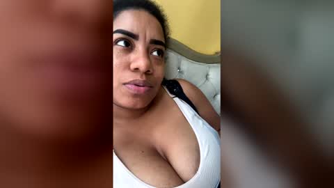 Mamasita online show from April 15, 4:07 pm