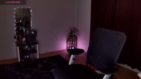Snapshot of kendracam69 chatting on February 11, 2:14 am Kendra online show from February 11, 2:14 am