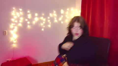 Snapshot of kenziesharik chatting on January 25, 3:09 am Kenzie online show from January 25, 3:09 am