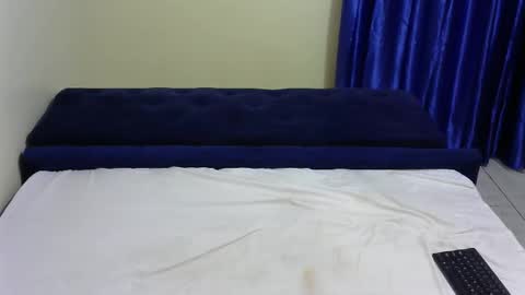 kesi_d online show from November 4, 12:04 am