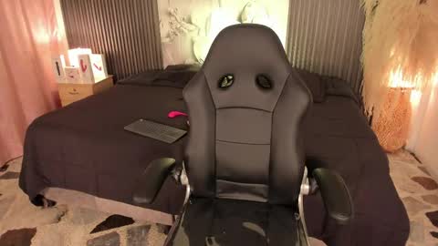 Ketzia online show from June 5, 7:03 am
