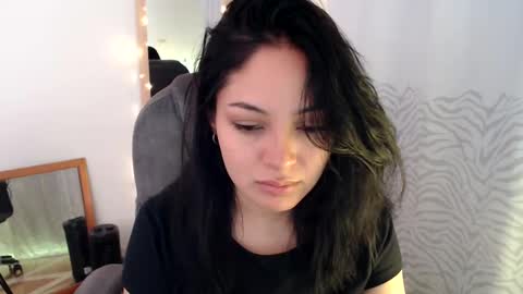 Snapshot of khal_girl chatting on March 11, 2:53 am Liss online show from March 11, 2:53 am