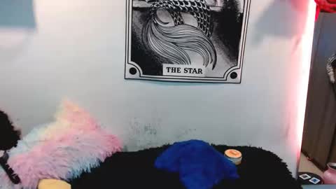 khaleesy online show from November 19, 10:32 pm