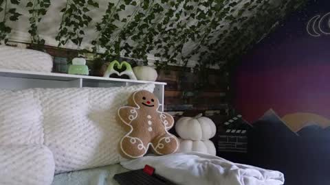 Snapshot of khayaparker chatting on March 12, 7:47 pm Khaya online show from March 12, 7:47 pm