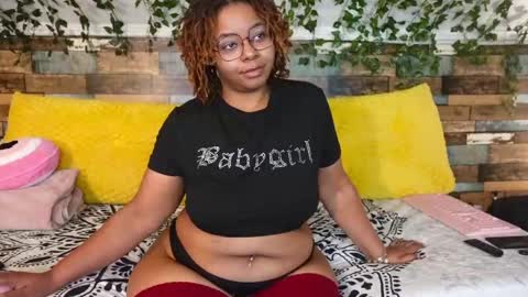 Snapshot of khayaparker chatting on September 21, 11:53 am Khaya online show from September 21, 11:53 am